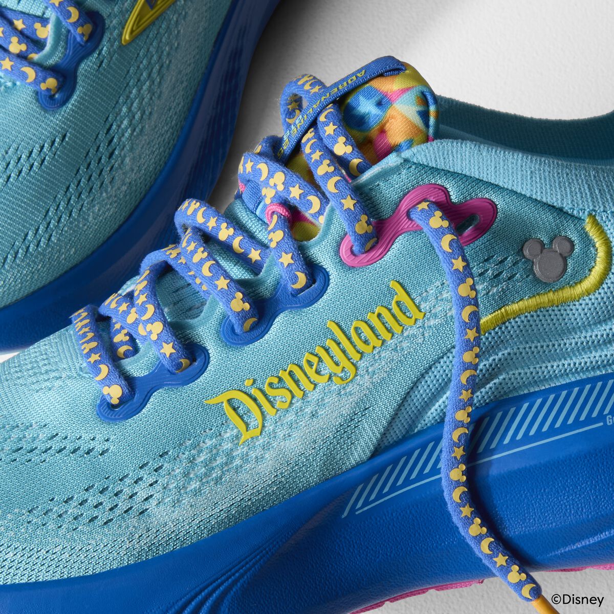 Adrenaline GTS 25 runDisney DL - Image 3