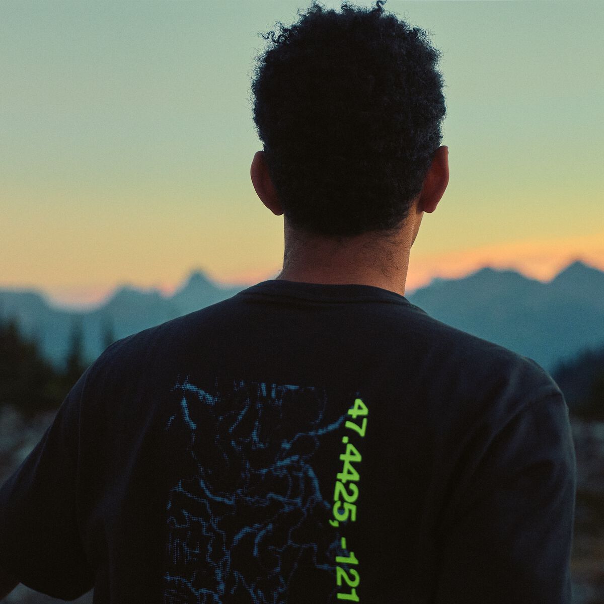 Graphic Short Sleeve - Image 5