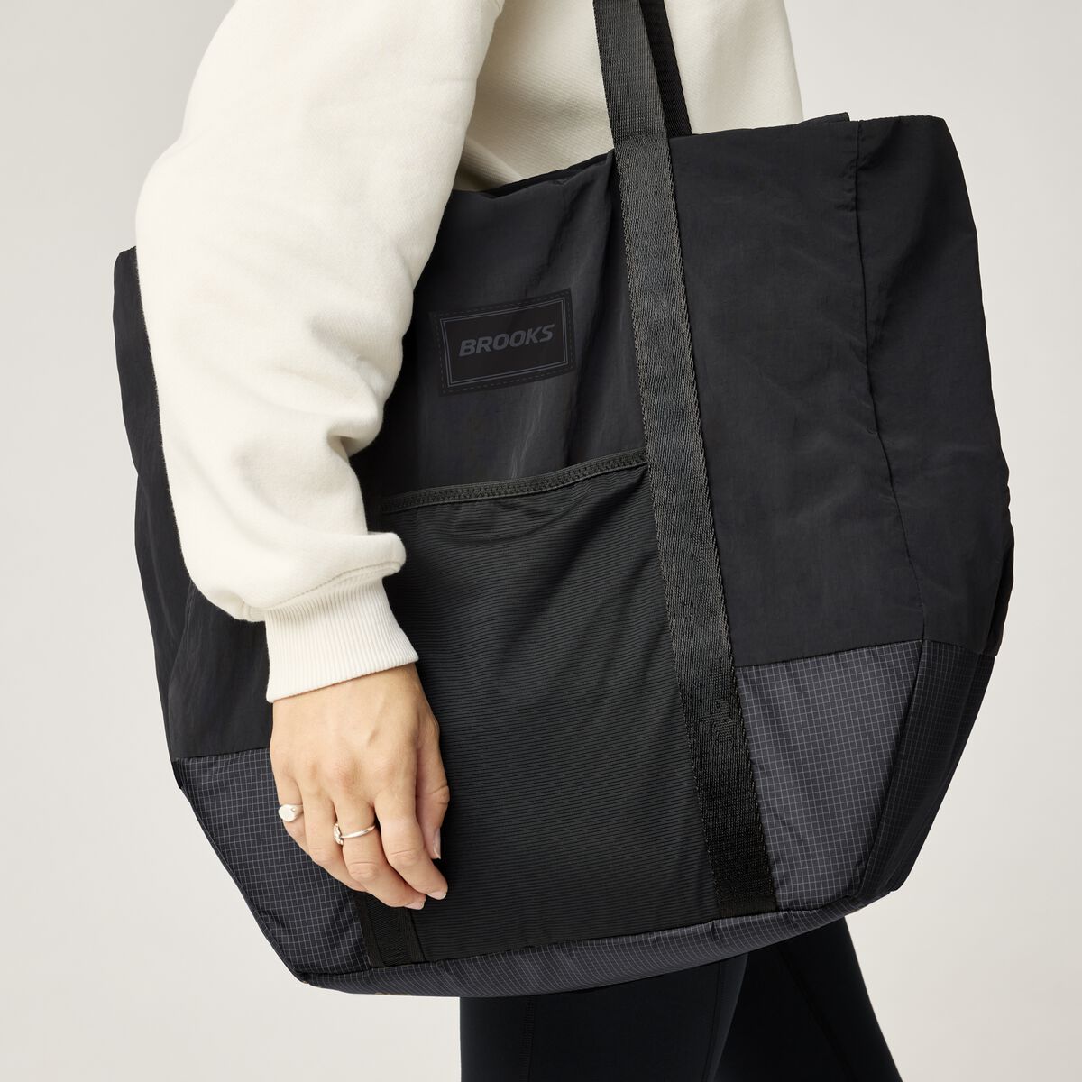 Stride Active Tote